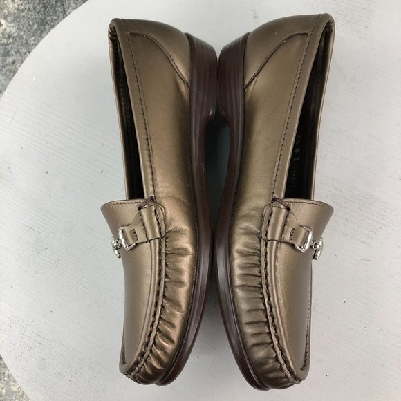 SAS Women's Size 7.5N Bronze Leather Comfort Slip On Closed Toe Loafers USA - Picture 8 of 12